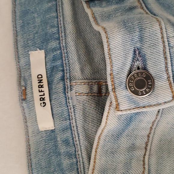 GRLFRND Karolina High-Rise Straight Distressed Jeans Sz 32W - Picture 4 of 15